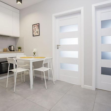 Urban Jungle - Silver Apartment Bialystok Exterior photo